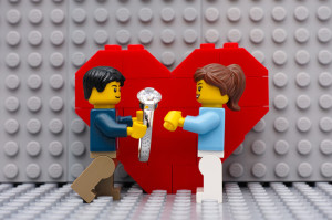 7 Memorable Ways to Announce Your Engagement on Social Media