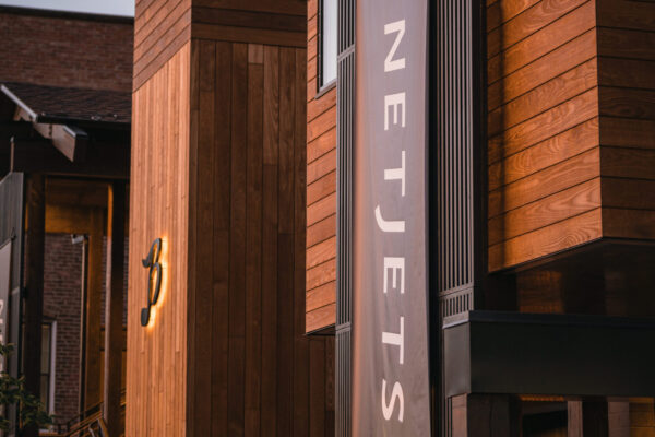 NetjetsAspen-11406 (1)